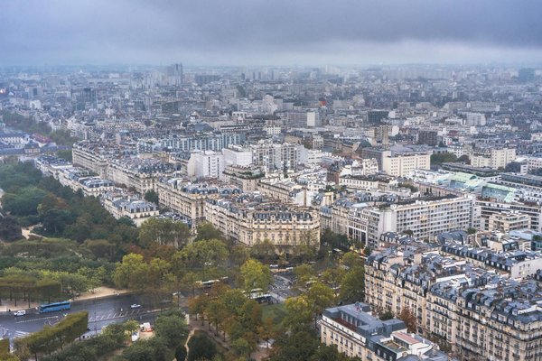 Comment organiser une expédition de camping dans le parc national des Arches, USA : équipements et conseils ?