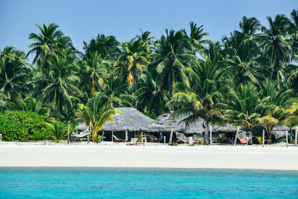 Quels conseils pour louer une maison de vacances en Provence avec des ateliers de peinture et des randonnées en montagne?